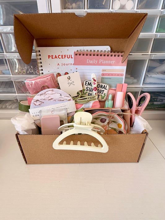 Petite Mystery Scoop (1 scoop/15+ Items)